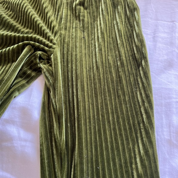 Velvet green flare pants - Picture 3 of 5
